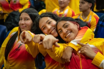 Bogotá entregó la bandera a su delegación a la Final Nacional de los Juegos Intercolegiados