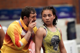 Lucha libre y bádminton distritales se lucen en Palmira