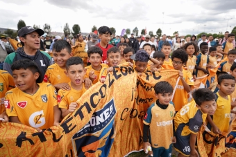 Clubes de Fútbol en el estreno del Reality Sueños de Cancha