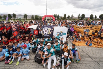 Clubes de Fútbol en el estreno del Reality Sueños de Cancha