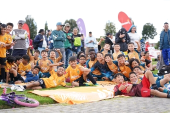 Clubes de Fútbol en el estreno del Reality Sueños de Cancha