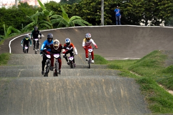 Simón Durán impuso su ley entre los prejuveniles y consigue otros 2 oros para la delegación capitalina