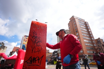 El IDRD transformó el Parque de los Hippies con una jornada de voluntariado, cultura ciudadana y embellecimiento