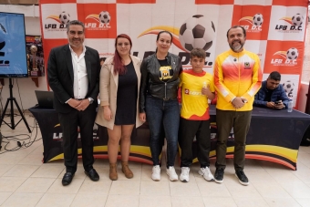 Bogotá entrega becas a los seis ganadores de Sueños de Cancha