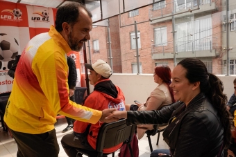 Bogotá entrega becas a los seis ganadores de Sueños de Cancha
