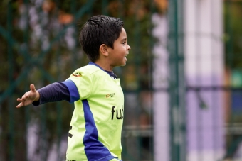 IDRD entregó cinco canchas sintéticas renovadas en Fontibón y fortalece la infraestructura deportiva del occidente de Bogotá