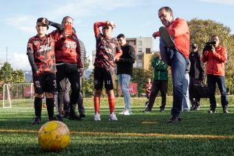 IDRD entregó cinco canchas sintéticas renovadas en Fontibón y fortalece la infraestructura deportiva del occidente de Bogotá