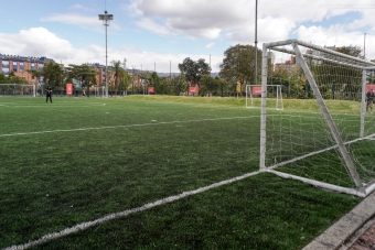 IDRD entregó cinco canchas sintéticas renovadas en Fontibón y fortalece la infraestructura deportiva del occidente de Bogotá