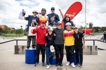 Red Bull Rodando encendió Bogotá: Dhers, las Villegas, Rincón y Caicedo llevaron el freestyle al límite