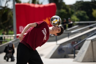 Red Bull Rodando encendió Bogotá: Dhers, las Villegas, Rincón y Caicedo llevaron el freestyle al límite