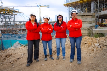 Las del casco blanco