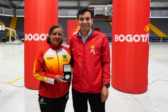 Los entrenadores del Equipo Bogotá tuvieron la celebración de su día en el Palacio de los Deportes
