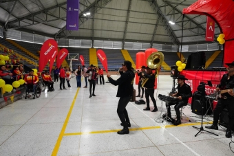 Los entrenadores del Equipo Bogotá tuvieron la celebración de su día en el Palacio de los Deportes