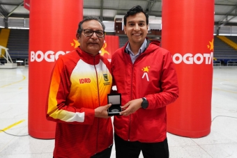 Los entrenadores del Equipo Bogotá tuvieron la celebración de su día en el Palacio de los Deportes
