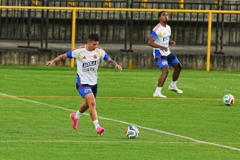 La Selección Colombia entrena en una de las mejores canchas del país