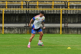 La Selección Colombia entrena en una de las mejores canchas del país