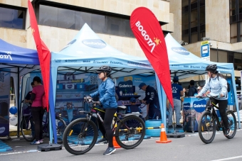 IDRD fortalece la Ciclovía de Bogotá con estaciones tipo “Pit Stop” para el bienestar de las mascotas