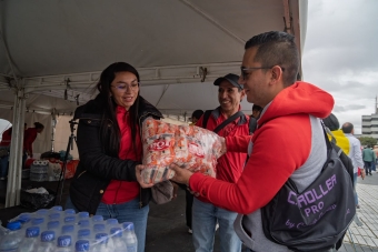 Donaciones durante el evento Récord en Patines: Tren Humano