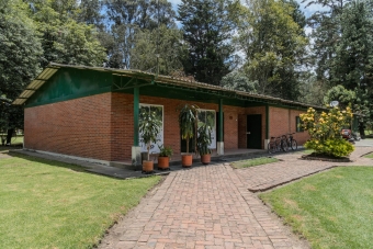 Bogotá reabre el campo de golf del parque La Florida
