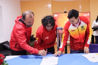 Varios deportistas estuvieron en la posesión de los miembros de la Comisión de Atletas del Equipo Bogotá