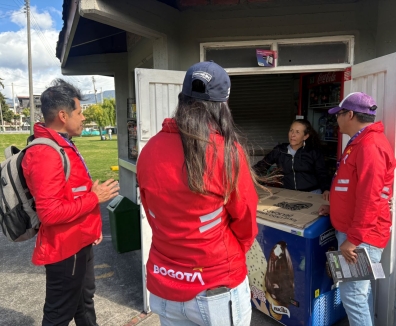 Proceso de socialización del equipo Guardaparques con usuarios, deportistas y comunidad abordando temáticas en apropiación del entorno y promoción de comportamientos