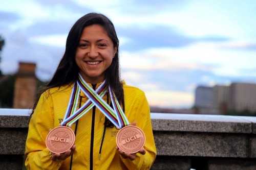 La bogotana Paula Ossa, con dos medallas de bronce, fue la mejor colombiana en el Campeonato Mundial de Paracycling. Foto cortesía Fedeciclismo.