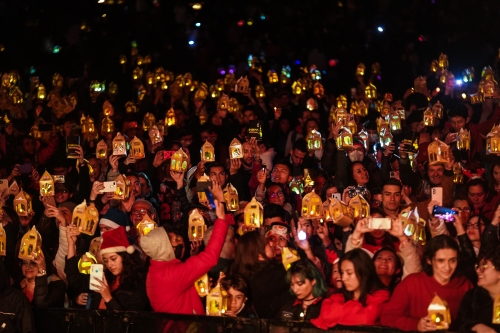 Noche de velitas en el parque Simón Bolívar