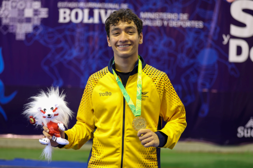 Emilio Vargas, primer oro bogotano en los Bolivarianos de la Juventud. Foto cortesía COC.