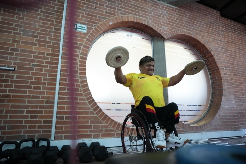 Jainer Cantillo y su hija Liliana son el equipo perfecto. Él ha sido padre y madre a la vez…. Y ella, su motor de vida. Foto archivo particular. 