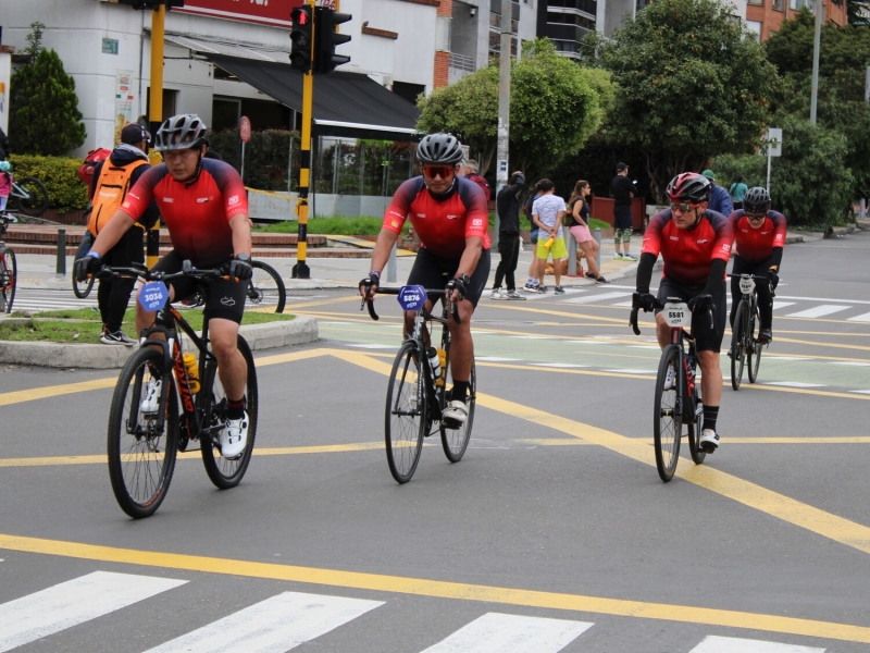 Ciclistas en carrera