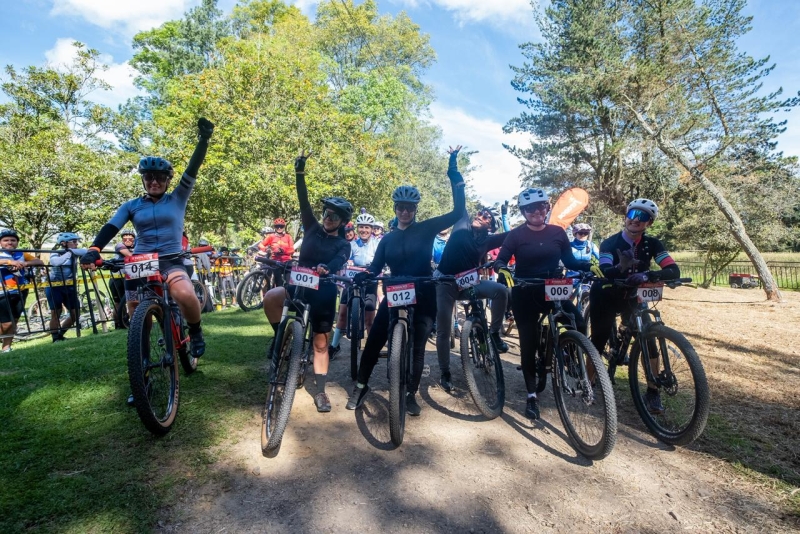 ll Valida XCC Cross-Country Short Track