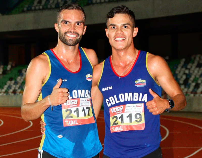 Esteban (izq.) y Juan José Soto, fueron tercero y primero en el Nacional de Marcha, en los 35 kms.