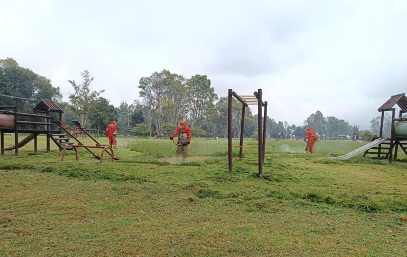 Operativo integral de aseo y mantenimiento en parques