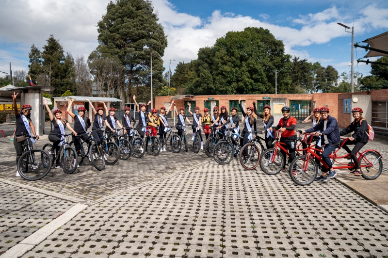 IDRD y Miss Mundo Colombia pedalearon por el bienestar y el liderazgo de las mujeres