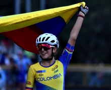 deportista celebrando