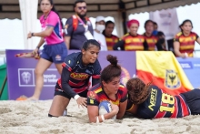 luciana rojas jugando rugby