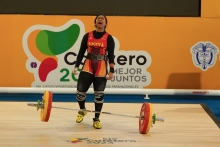 Leidy Solís consiguió tres medallas en levantamiento de pesas categoría 81k.
