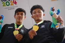 John Reyes (deportista) y Yesid Barrera (piloto) Oro en la CRI clase B tándem