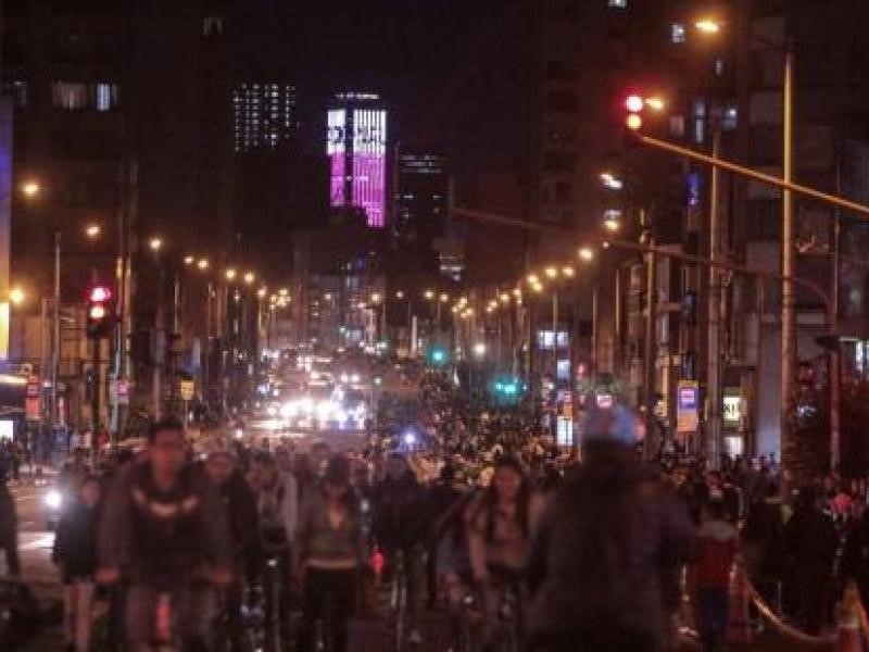 Ciclovía nocturna
