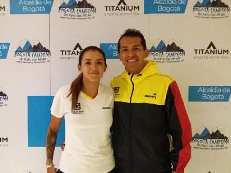 deportistas celebrando