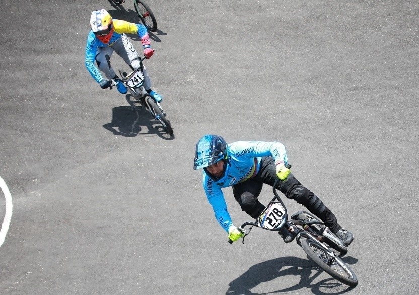 Carlos Ramírez en competencia