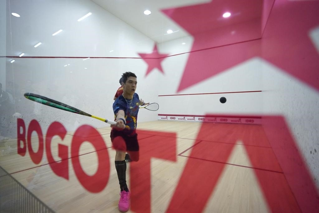 Miguel Ángel Rodríguez, ganador en la final de squash masculina de los Juegos Bolivarianos. Foto: Andrés ROT/IDRD