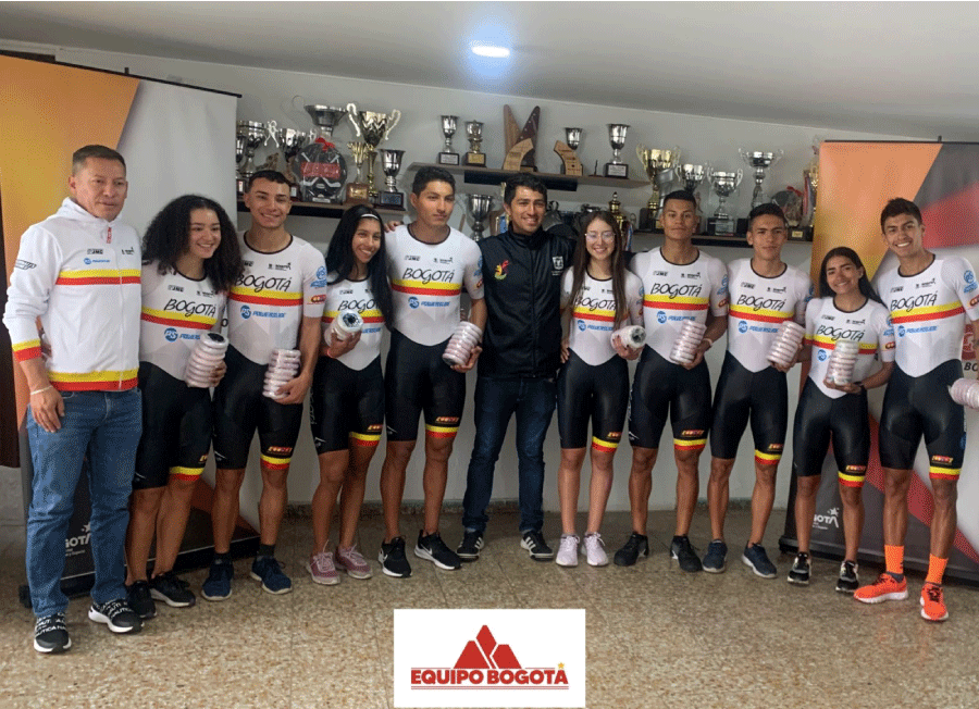Equipo Bogotá de patinaje de carreras que viajó a Europa a competir. Foto IDRD.