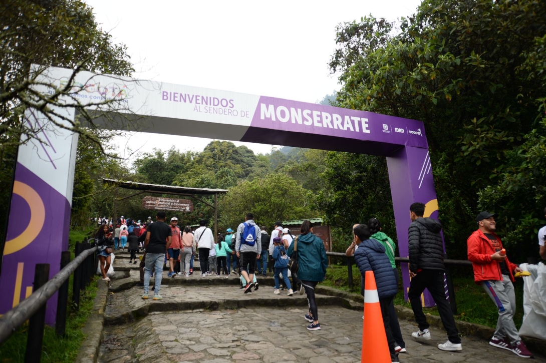 Sendero peatonal del cerro de Monserrate