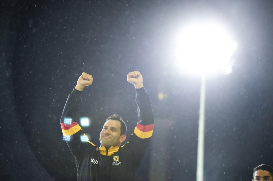 Omar Pinzón ha logrado dos medallas de oro y una de plata en espalda de Natación Carreras.