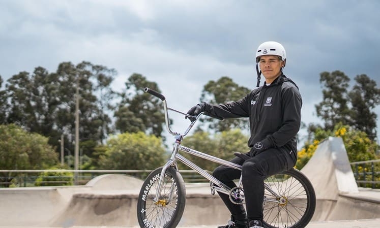 Tras ganar en Bélgica el mejor truco, Luis Rincón compite ahora en Armenia. Foto IDRD.