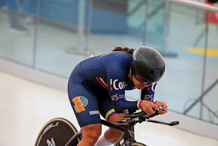 Valeria Hernández logró tres oros y una plata, además de récord panamericano. Foto cortesía Fedeciclismo.