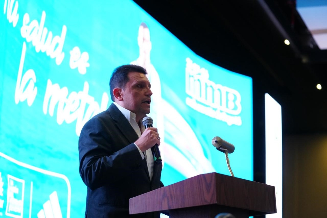 Gabriel Ernesto Lagos, secretario General y director (e) del IDRD, durante la presentación oficial de la Media Maratón de Bogotá, que se correrá el 26 de julio. Foto IDRD.